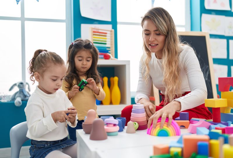 holiday preschool teacher gifts